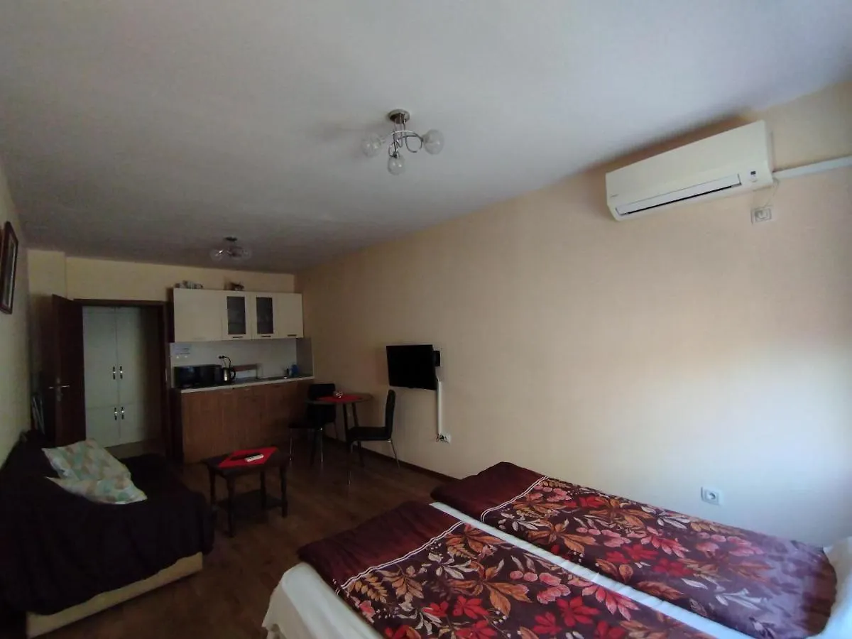 Apartment Studio Zora Burgas